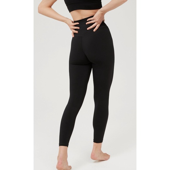Women's Offline Aerie Real Me High Waisted Crossover Legging Medium True Black - Picture 4 of 14